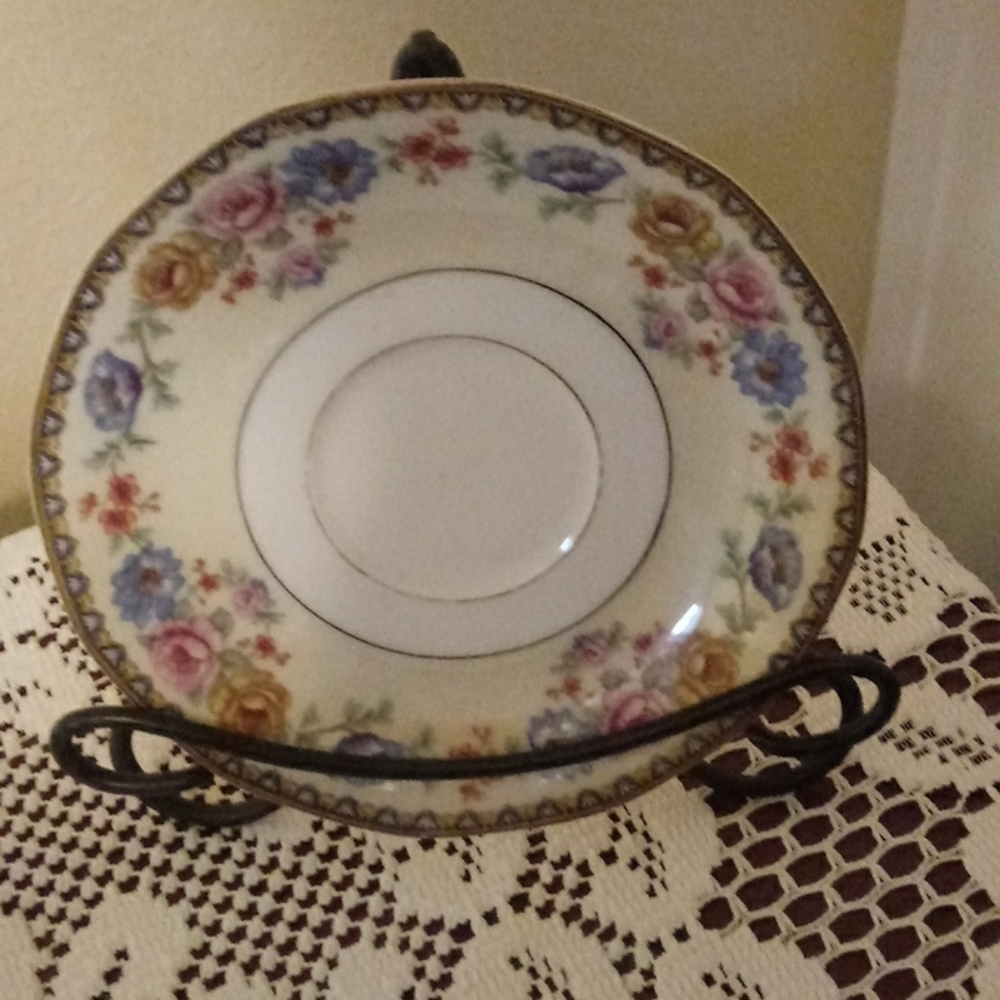 C Theodore Haviland-France saucer